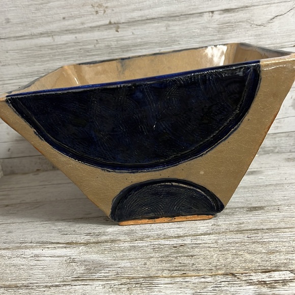 Planter - Picture 5 of 7